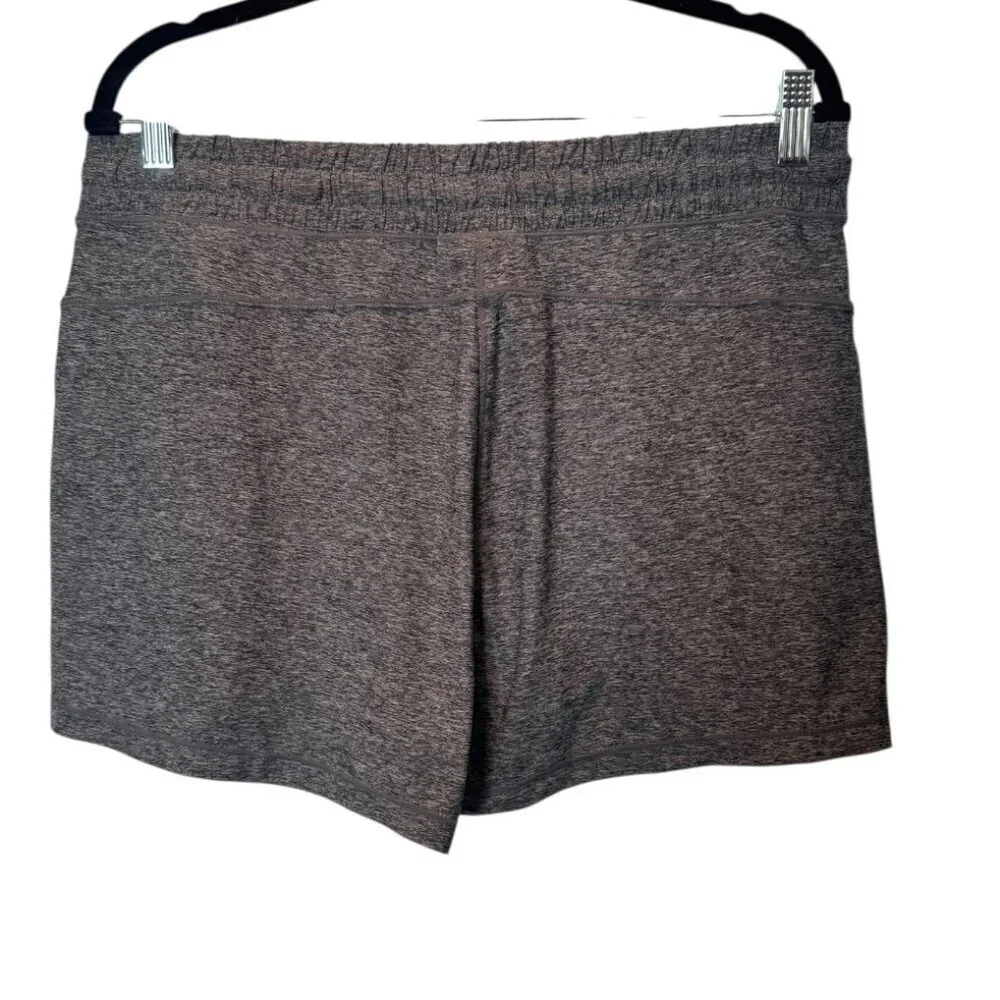 Reebok Women's Athletic Shorts Gray Size Medium | Workout Lounge Running - Picture 2 of 2